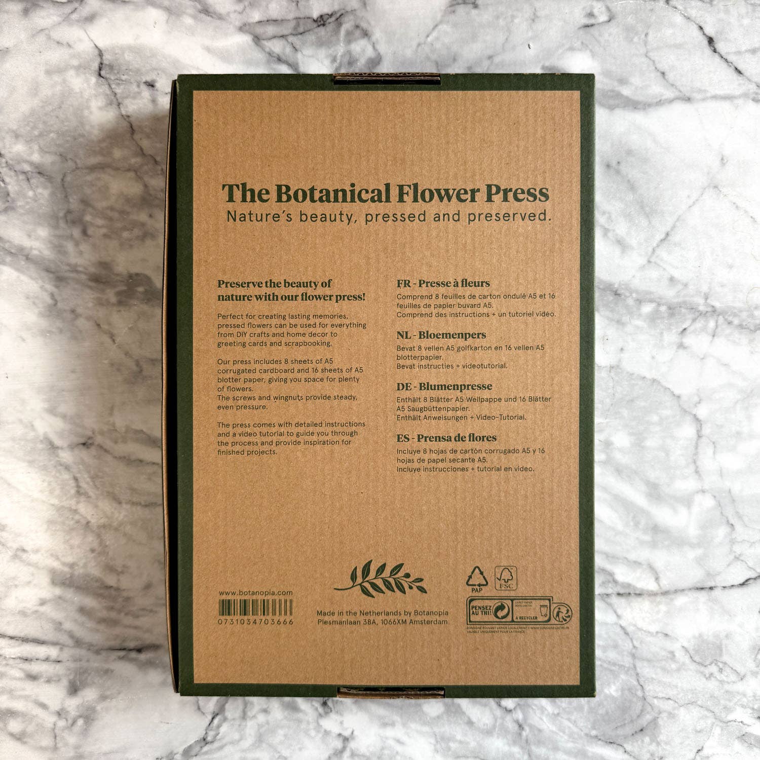 THE BOTANICAL FLOWER PRESS - LINEN COVER & GOLD FOIL