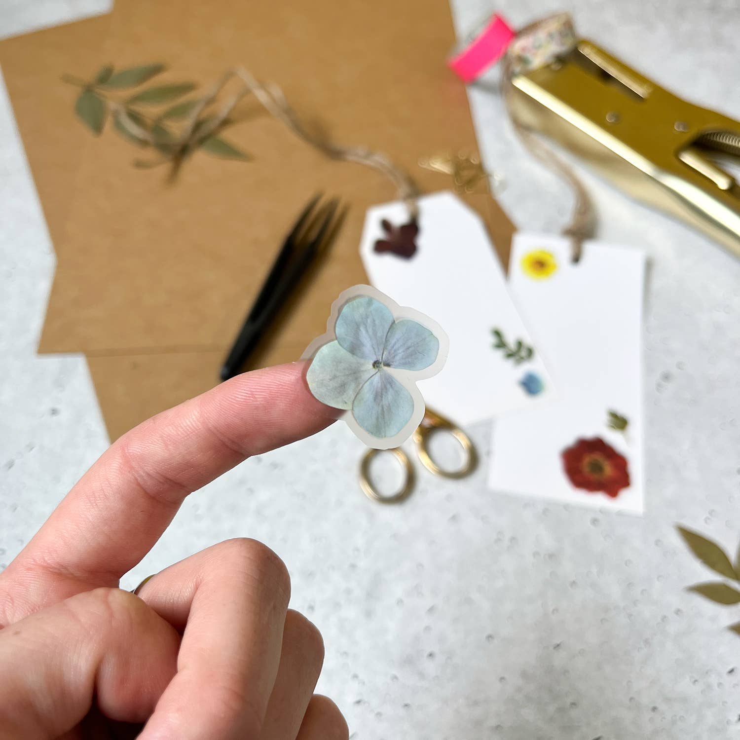 PRESSED FLOWERS STICKER SHEET