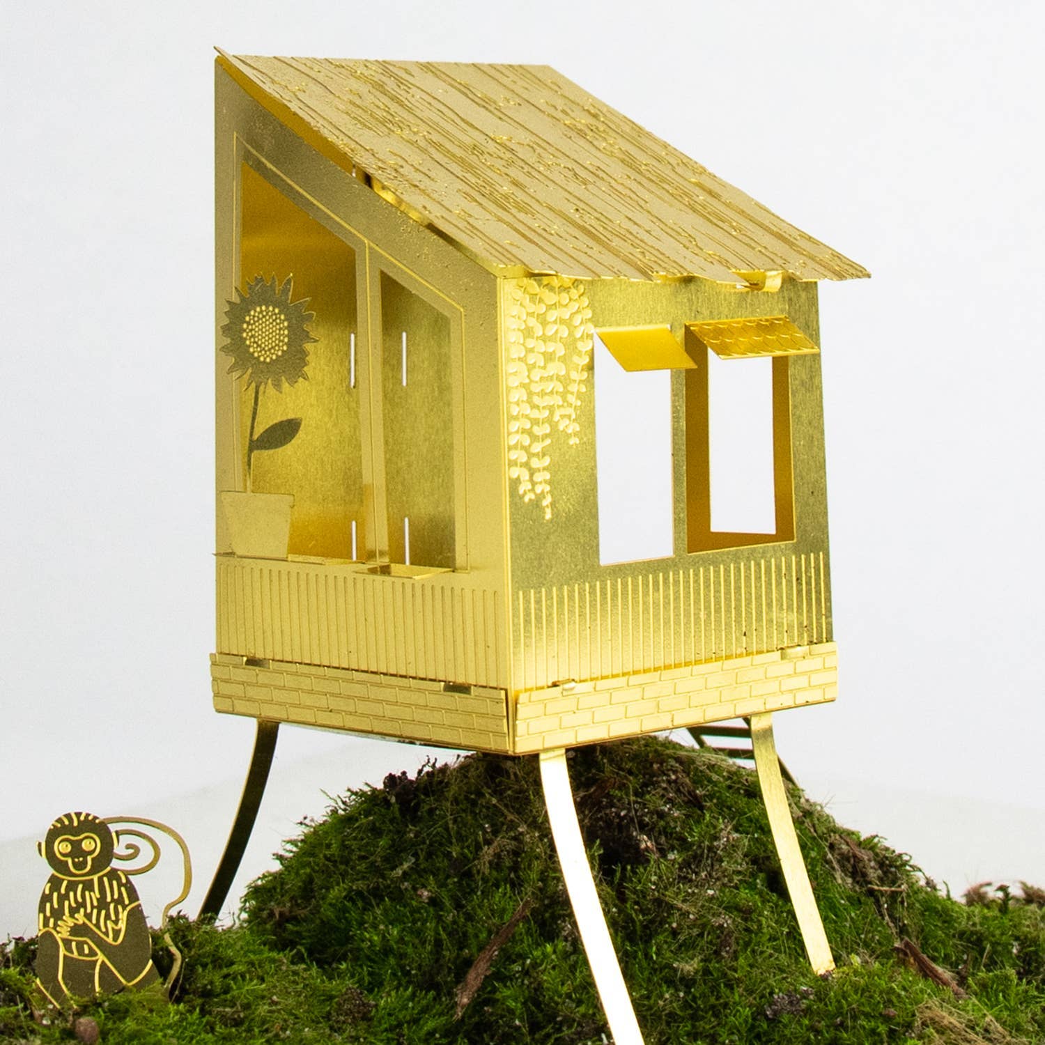 TINY TREEHOUSE FOR YOUR PLANTS