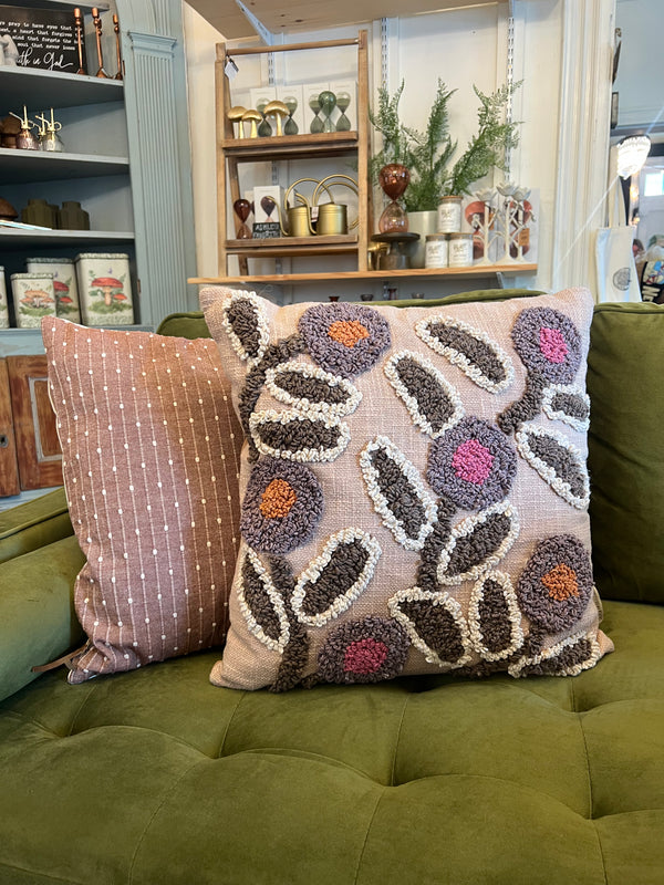 BUTTERCUP PILLOW