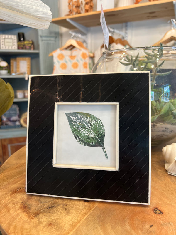 RESIN PHOTO FRAME WITH DIAGONAL INLAY