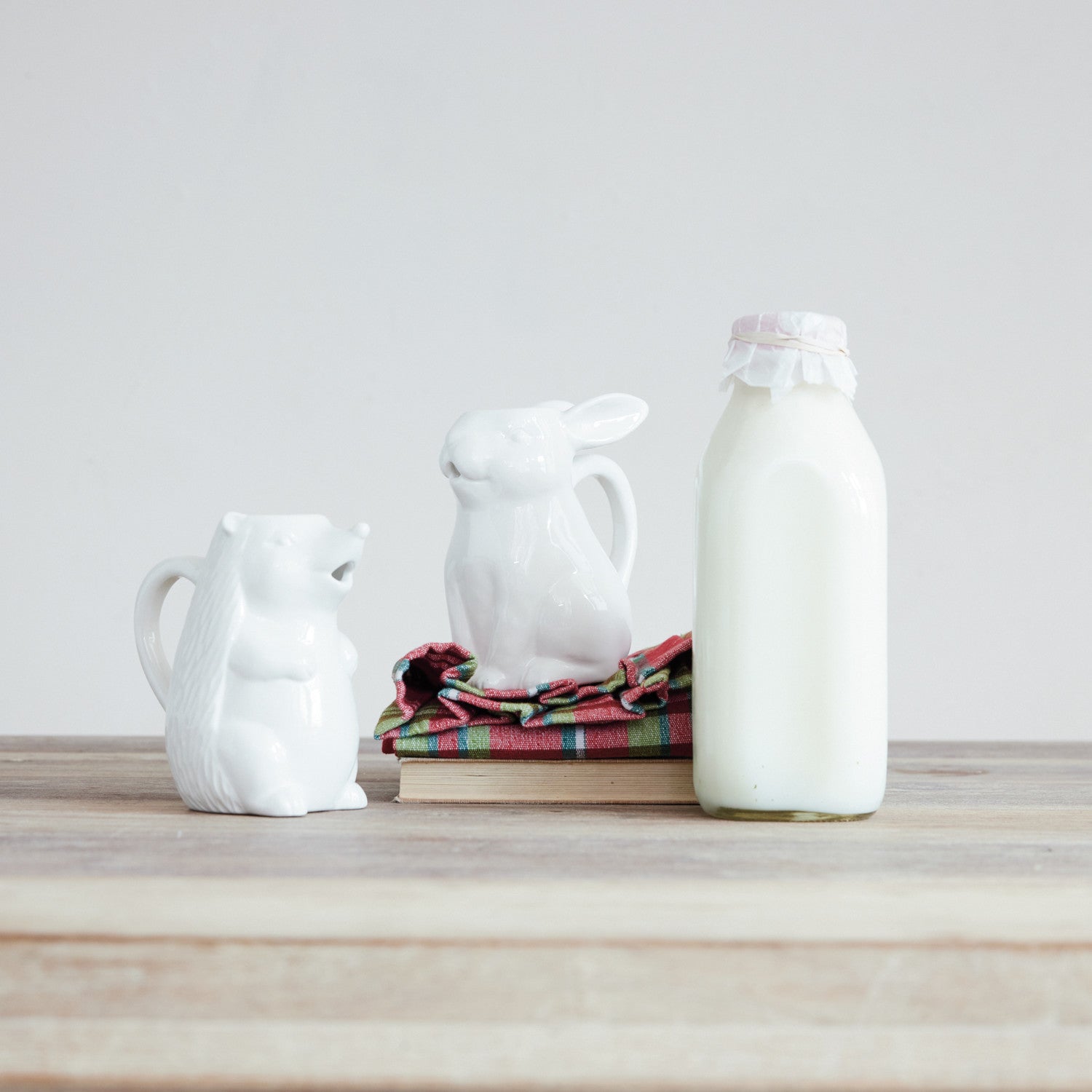 12 OZ. CERAMIC HEDGEHOG SHAPED CREAMER, WHITE