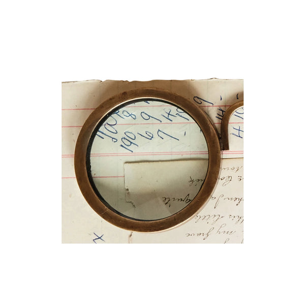 SPECTACLE MAGNIFYING GLASS