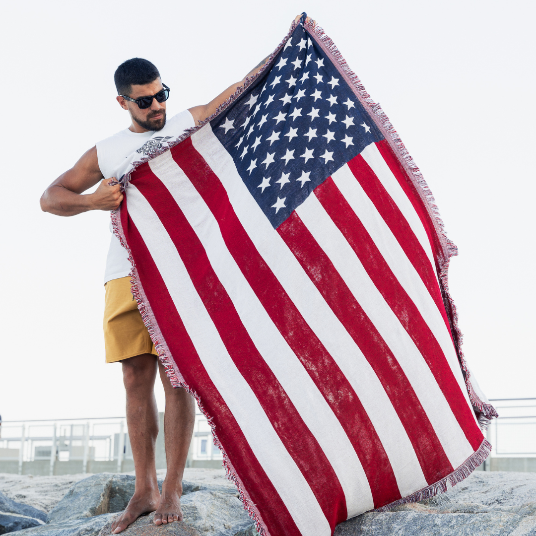 USA FLAG WOVEN THROW BLANKET