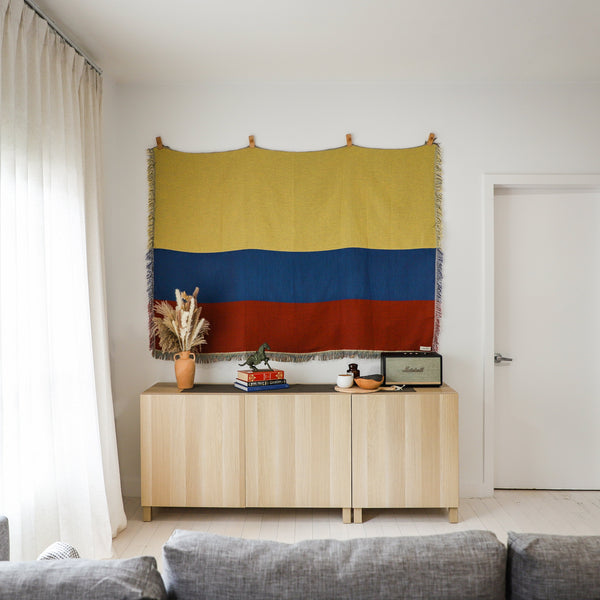 COLOMBIA FLAG WOVEN THROW BLANKET