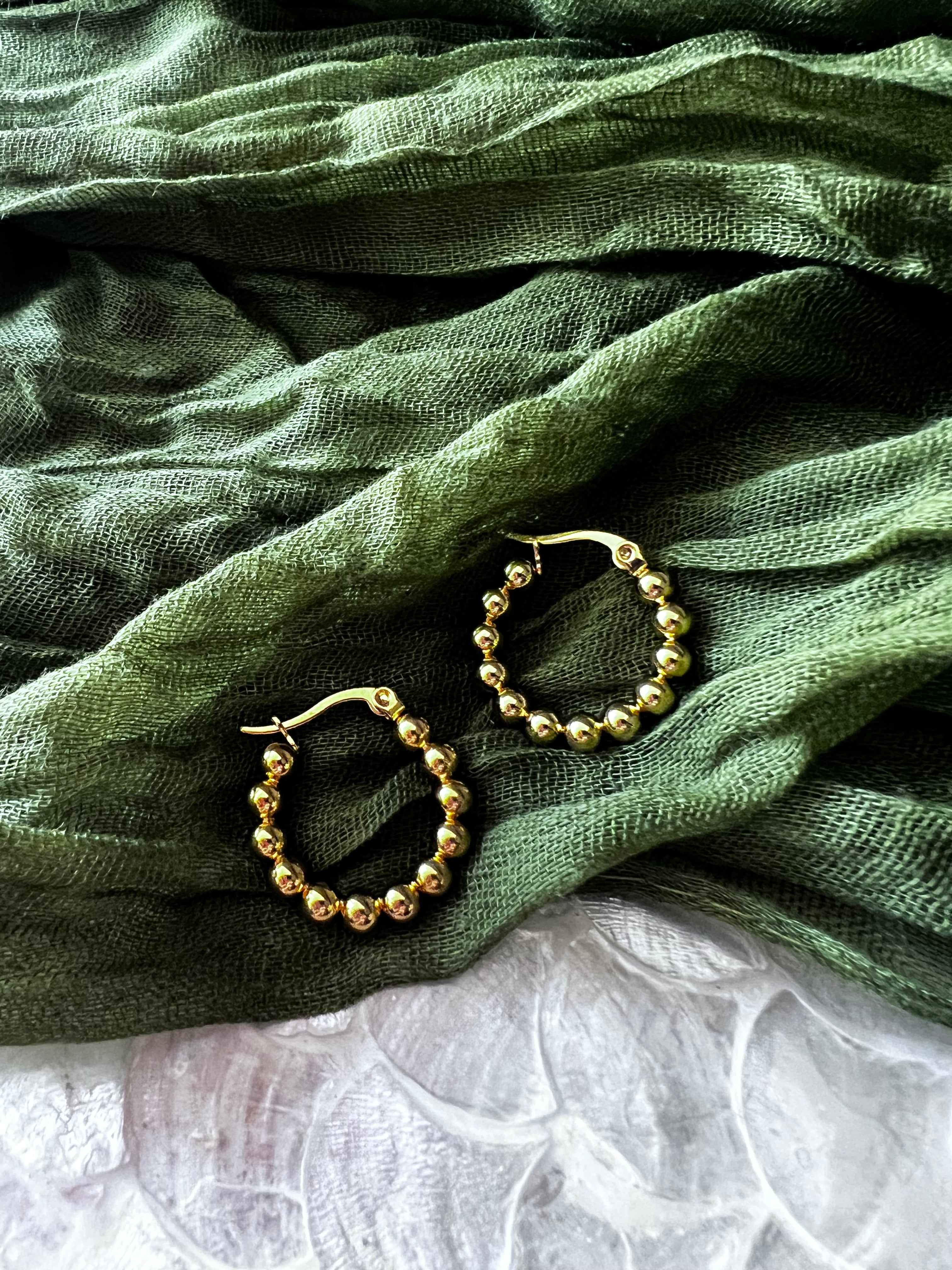 GOLD BALL MINI HOOPS CBK