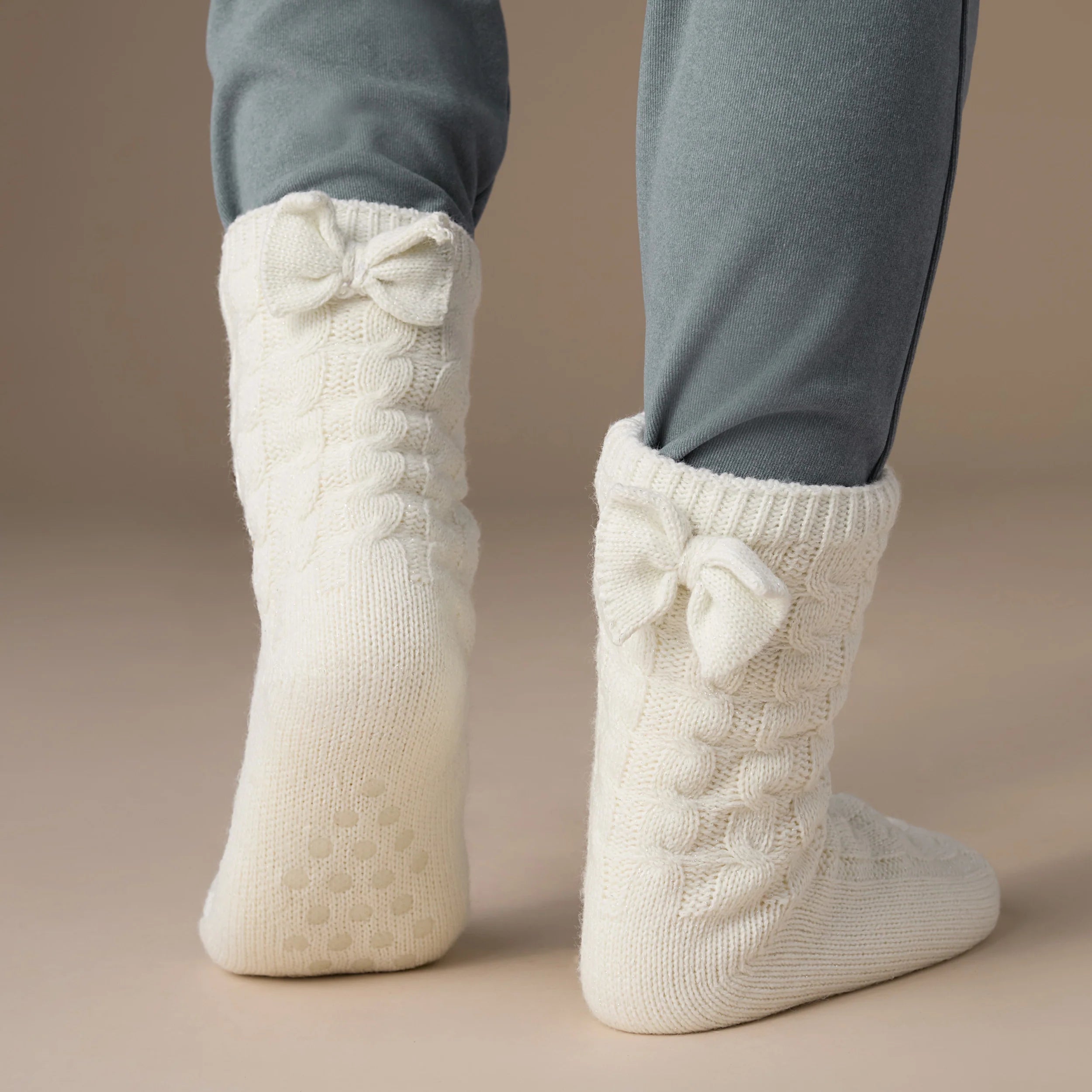 BOW BACK SLIPPER SOCKS
