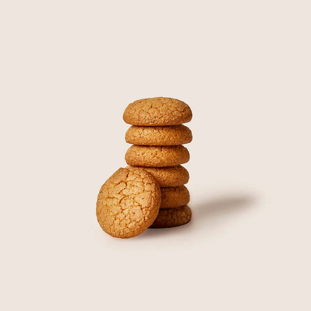 ALMOND MACAROON TIN