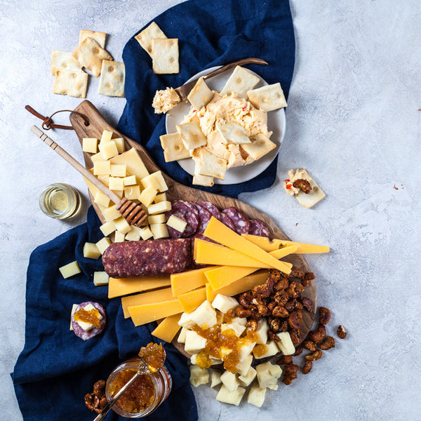 PERFECT PAIRINGS CHEESE & CHARCUTERIE GOURMET GIFT BOX