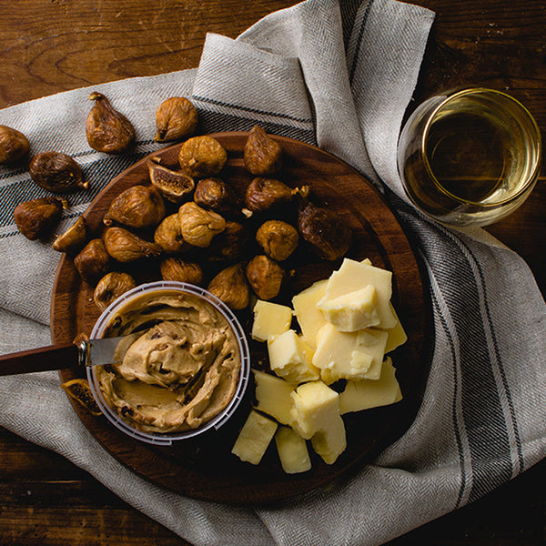 PINOT GRIGIO & FIG CHEESE SPREAD