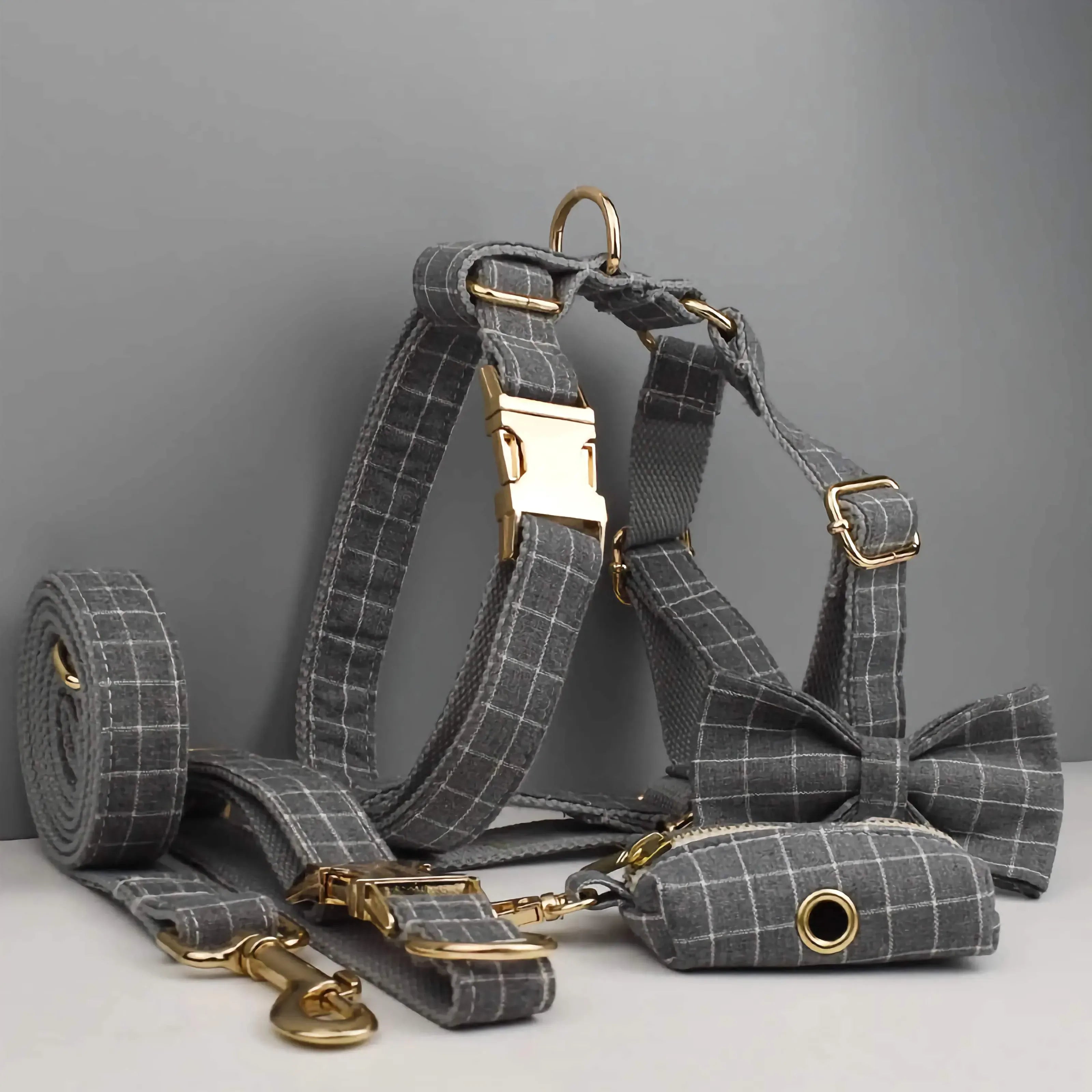 PERSONALIZED GRAY PLAID CLASSIC DOG WALK SET