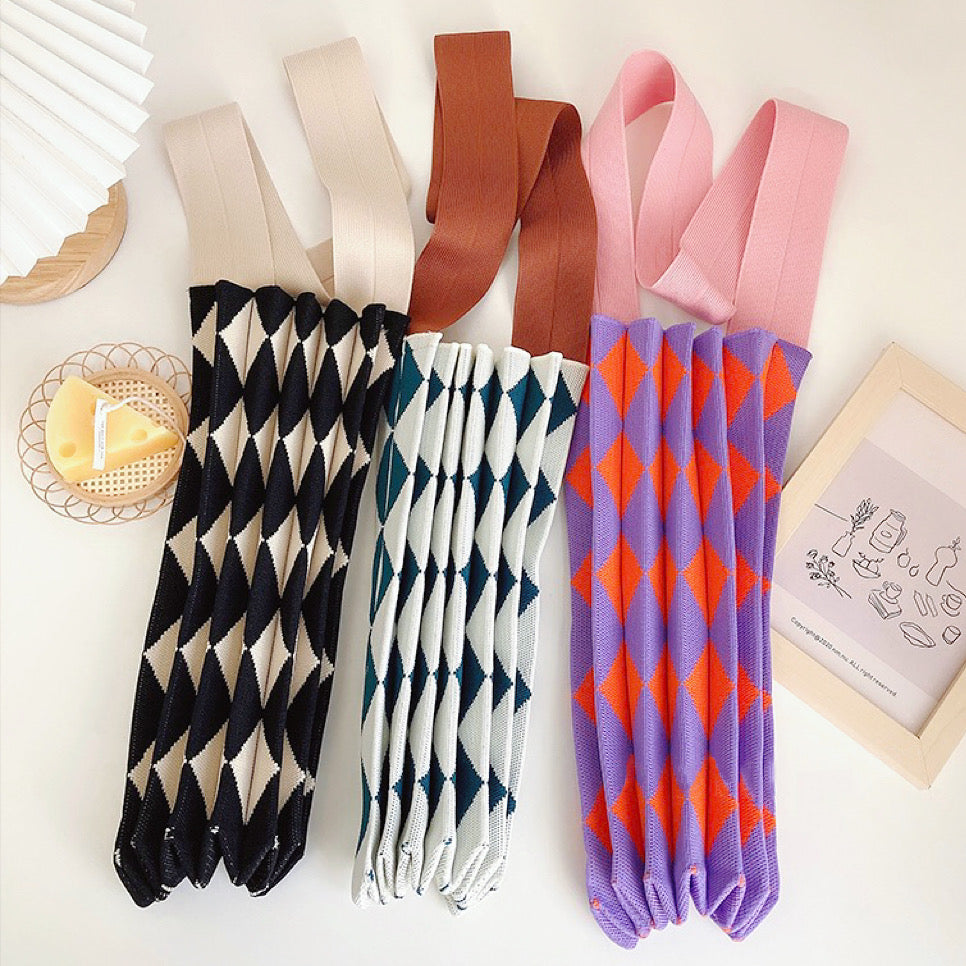 FOLDABLE ARGYLE KNITTED TOTE BAG