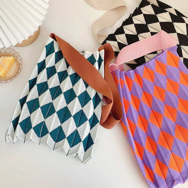 FOLDABLE ARGYLE KNITTED TOTE BAG