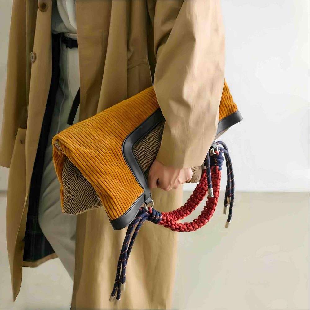 DESIGNER GENTLE BEAM TOTE BAG