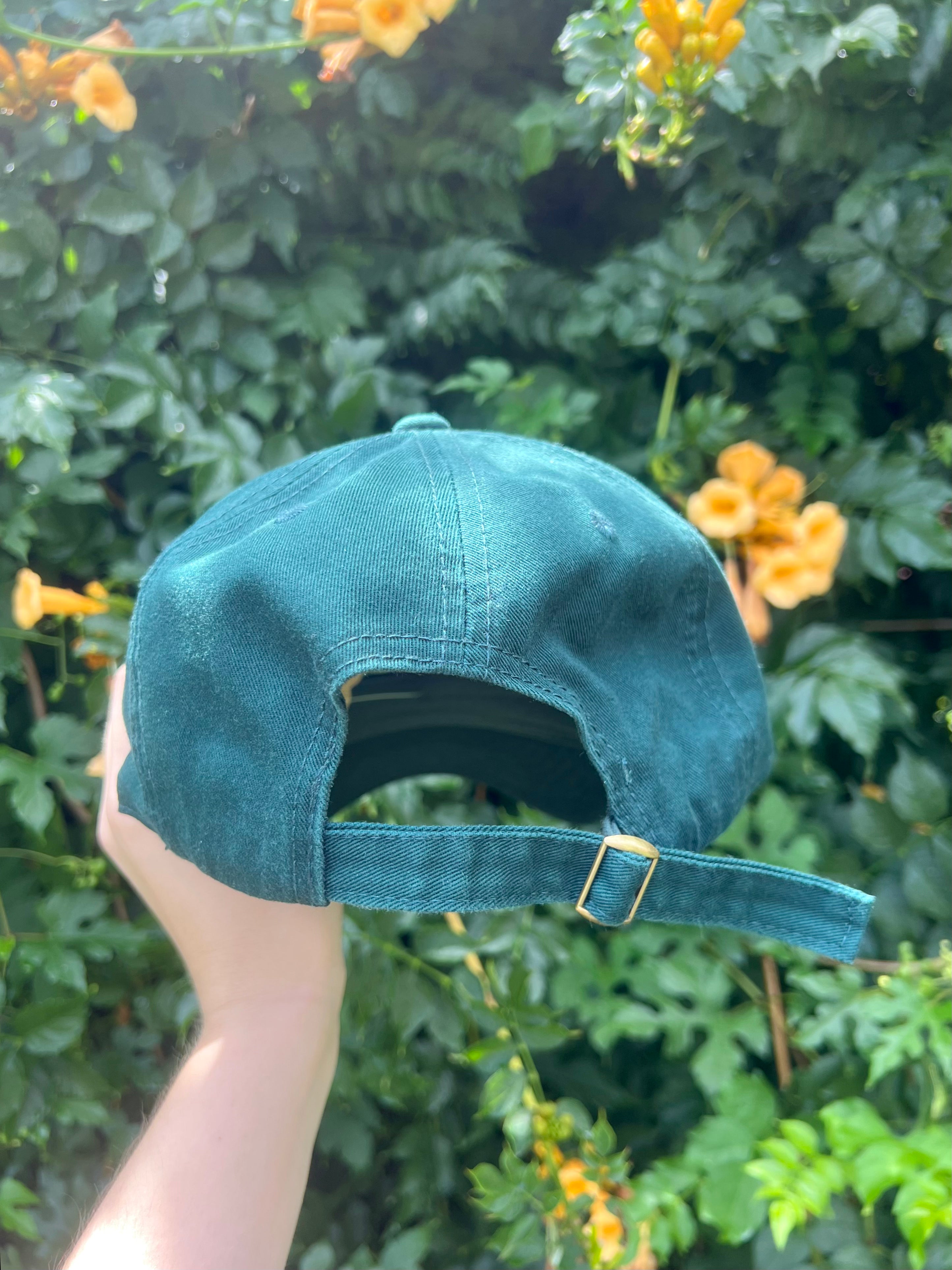 GO BIRD BUBBLE LETTER HAT