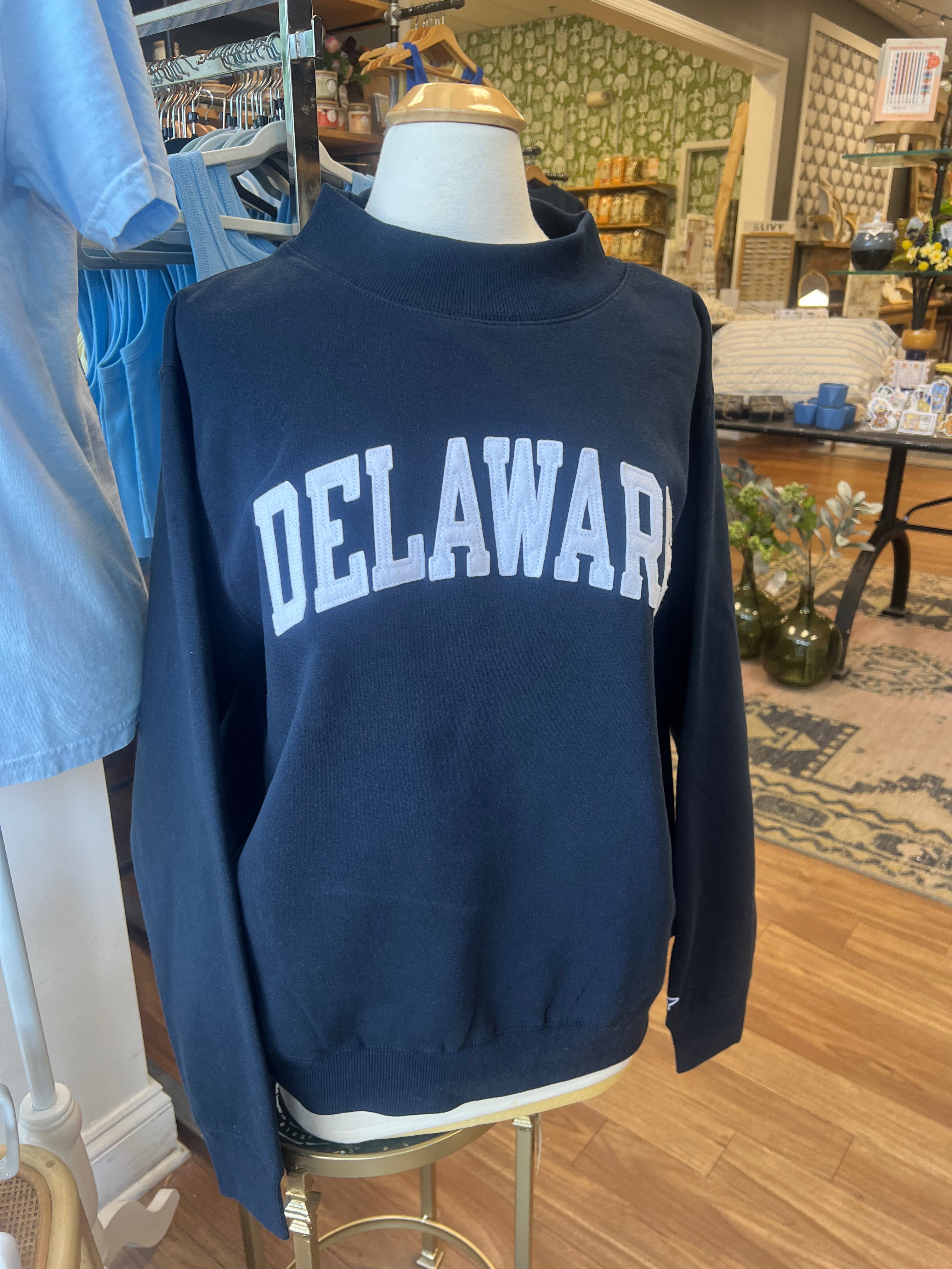 DELAWARE MOCK NECK