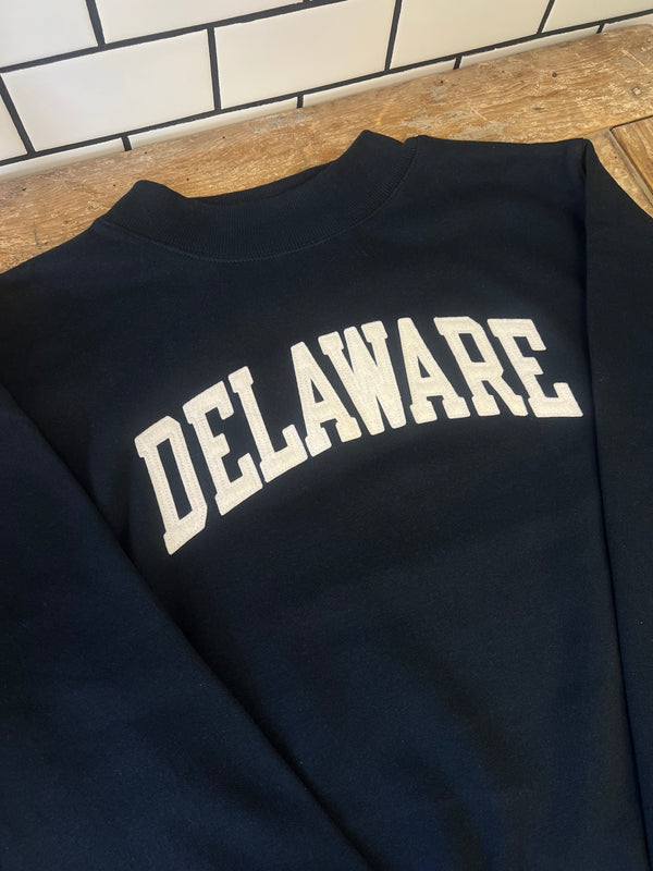 DELAWARE MOCK NECK