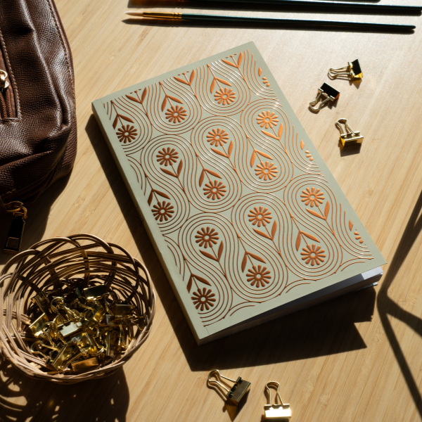 DAISY CHAIN CLASSIC LAYFLAT NOTEBOOK JOURNAL