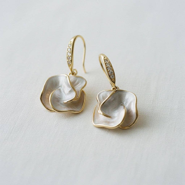 ENAMEL CAMELLIA FLOWER DANGLE EARRINGS