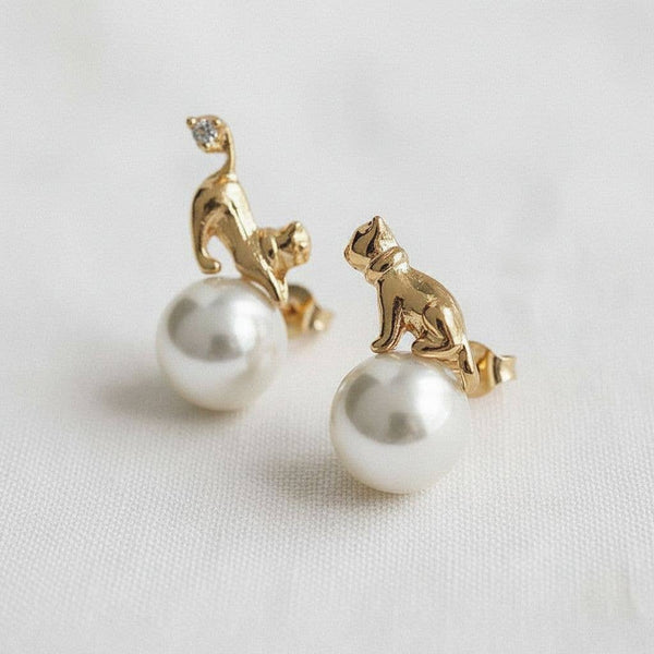 ARTISAN CAT PEARL DROP EARRINGS