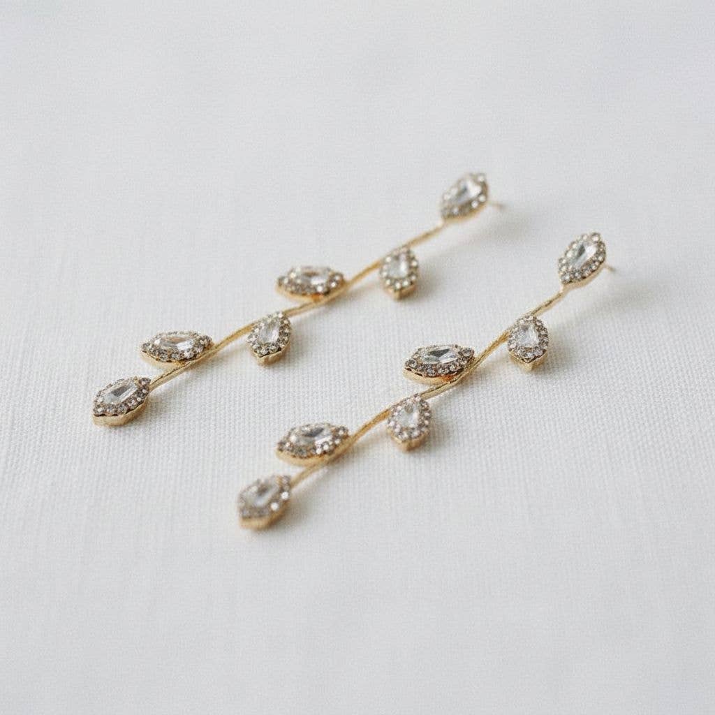ELEGANT LONG LEAF DANGLES