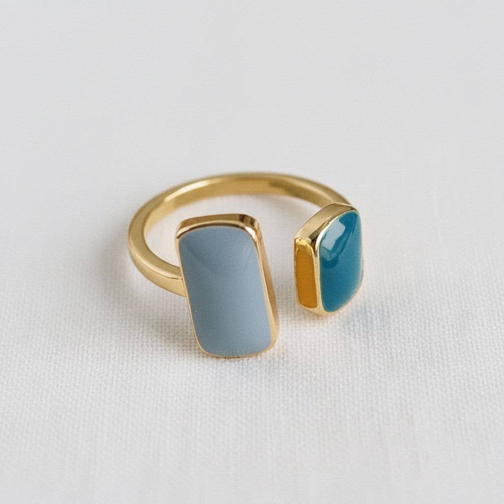 RETRO GEOMETRIC ADJUSTABLE RING IN MISTY BLUE