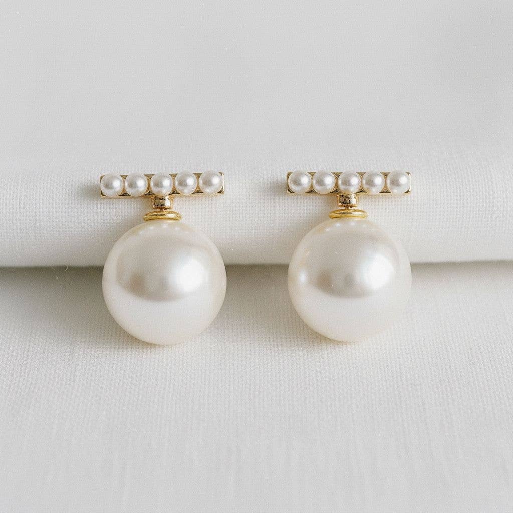 GEOMETRIC PEARL-INSPIRED DROP EARRINGS