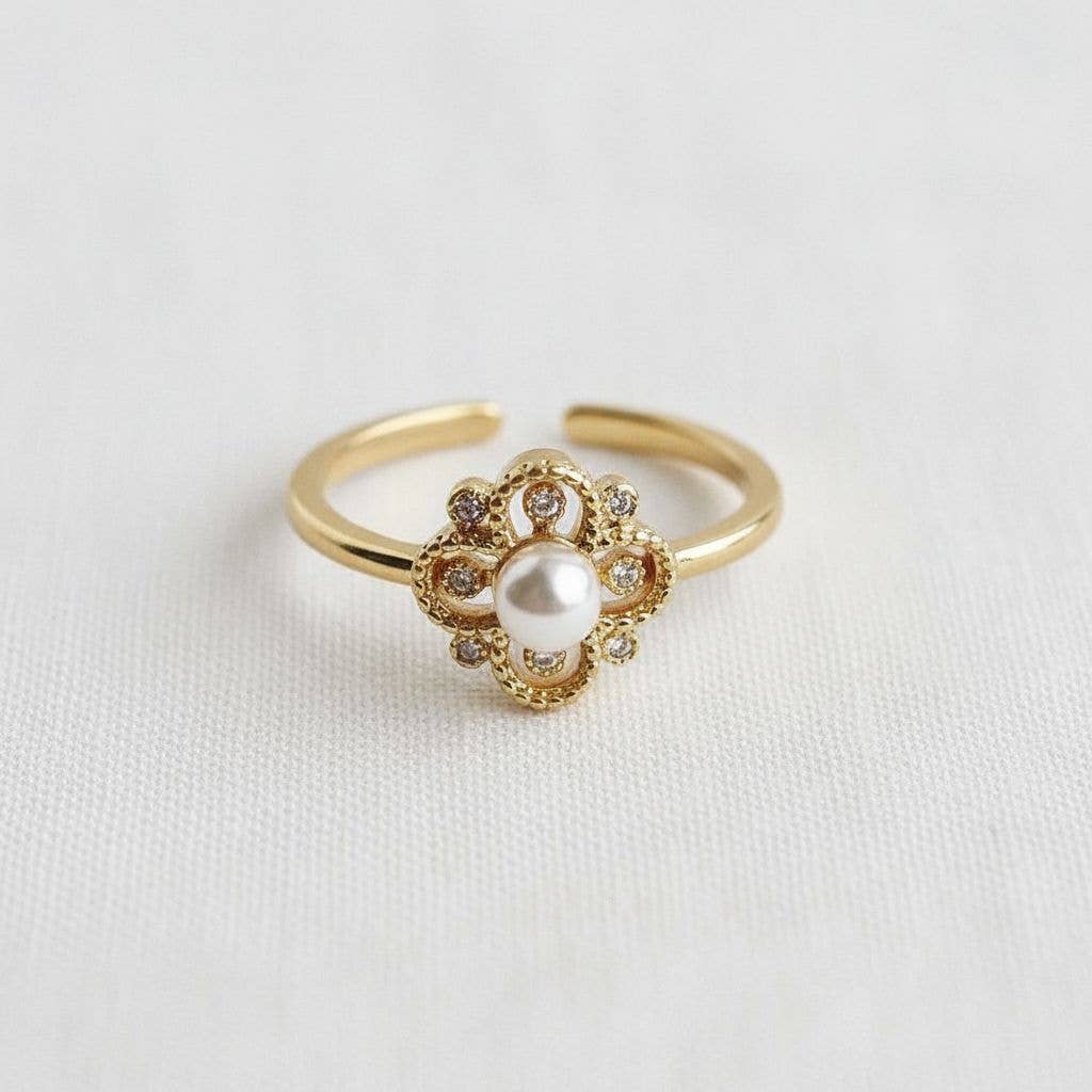 REGAL VINTAGE PEARL RING