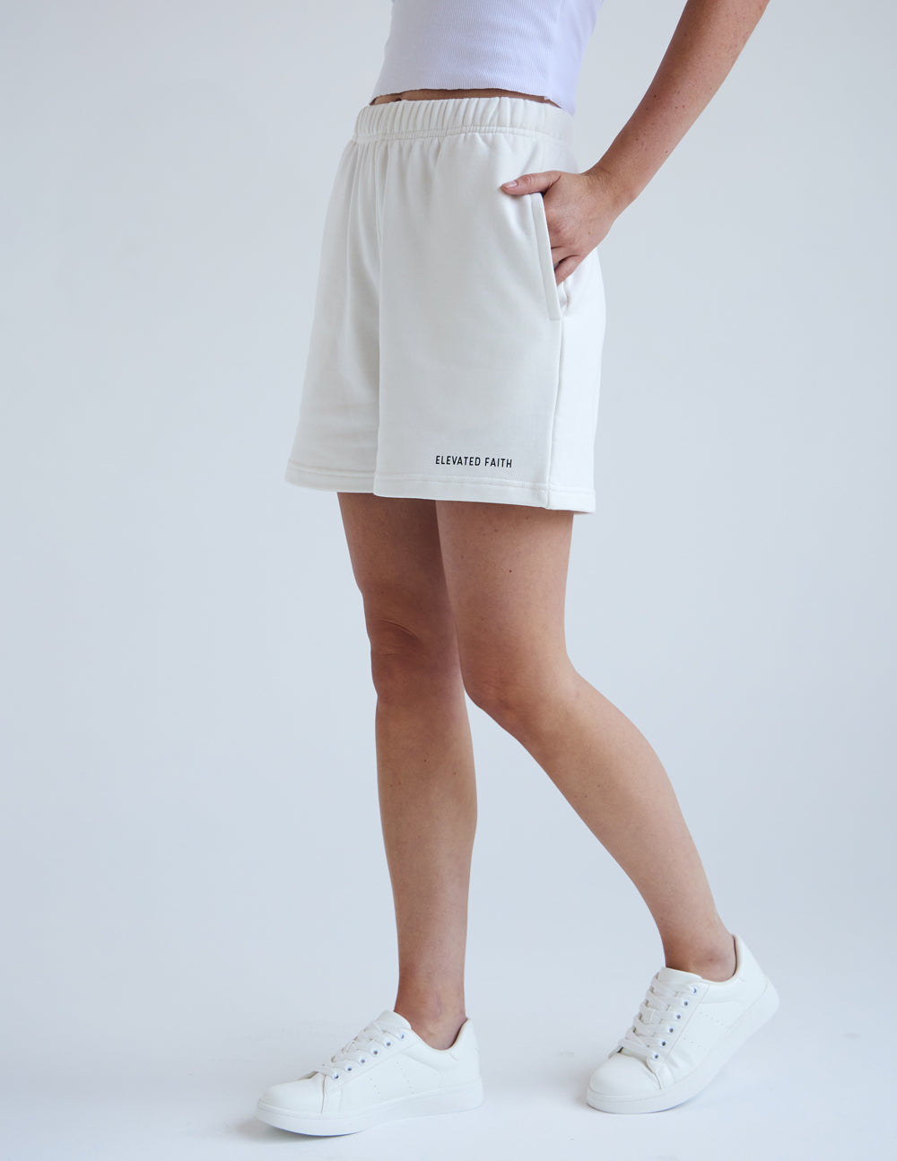 BASICS IVORY WOMEN'S SHORT