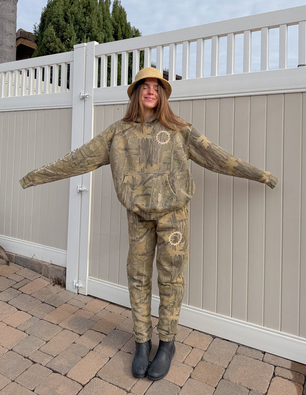 THE SACRIFICE CAMO UNISEX SWEATPANT