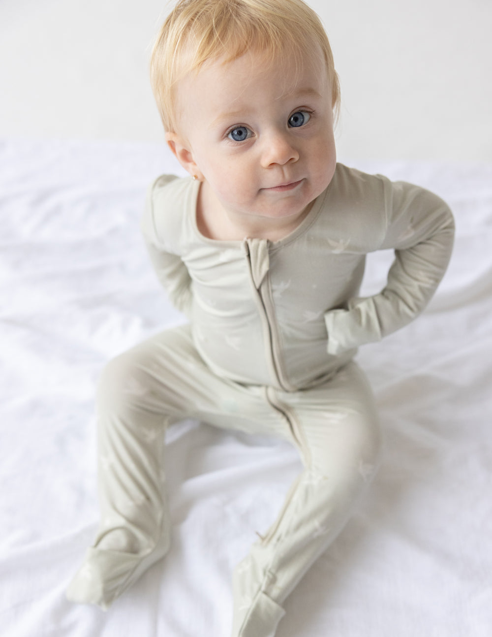 PEACE BAMBOO CONVERTIBLE FOOTED ONESIE