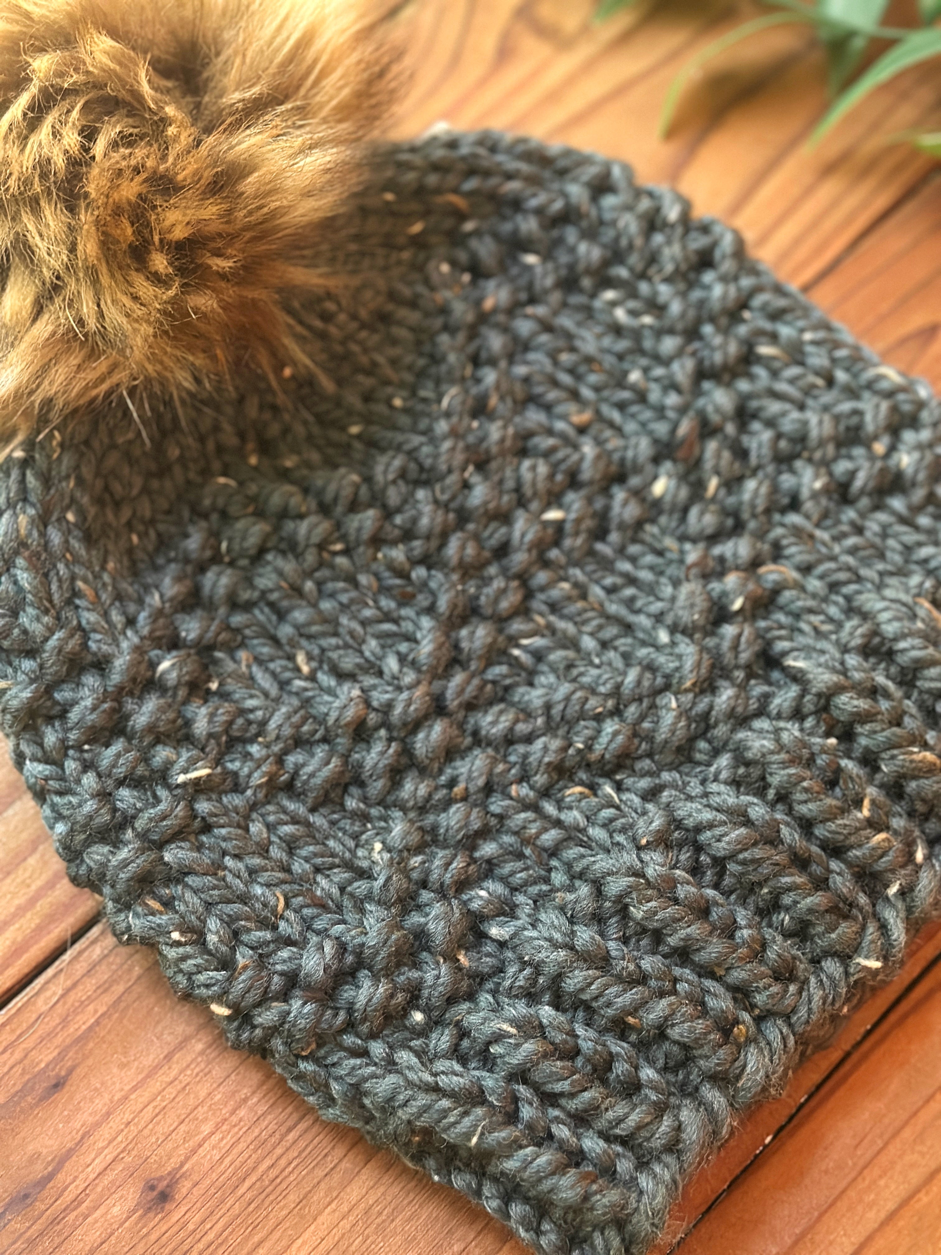 ETTA BEANIE IN GRAPHITE