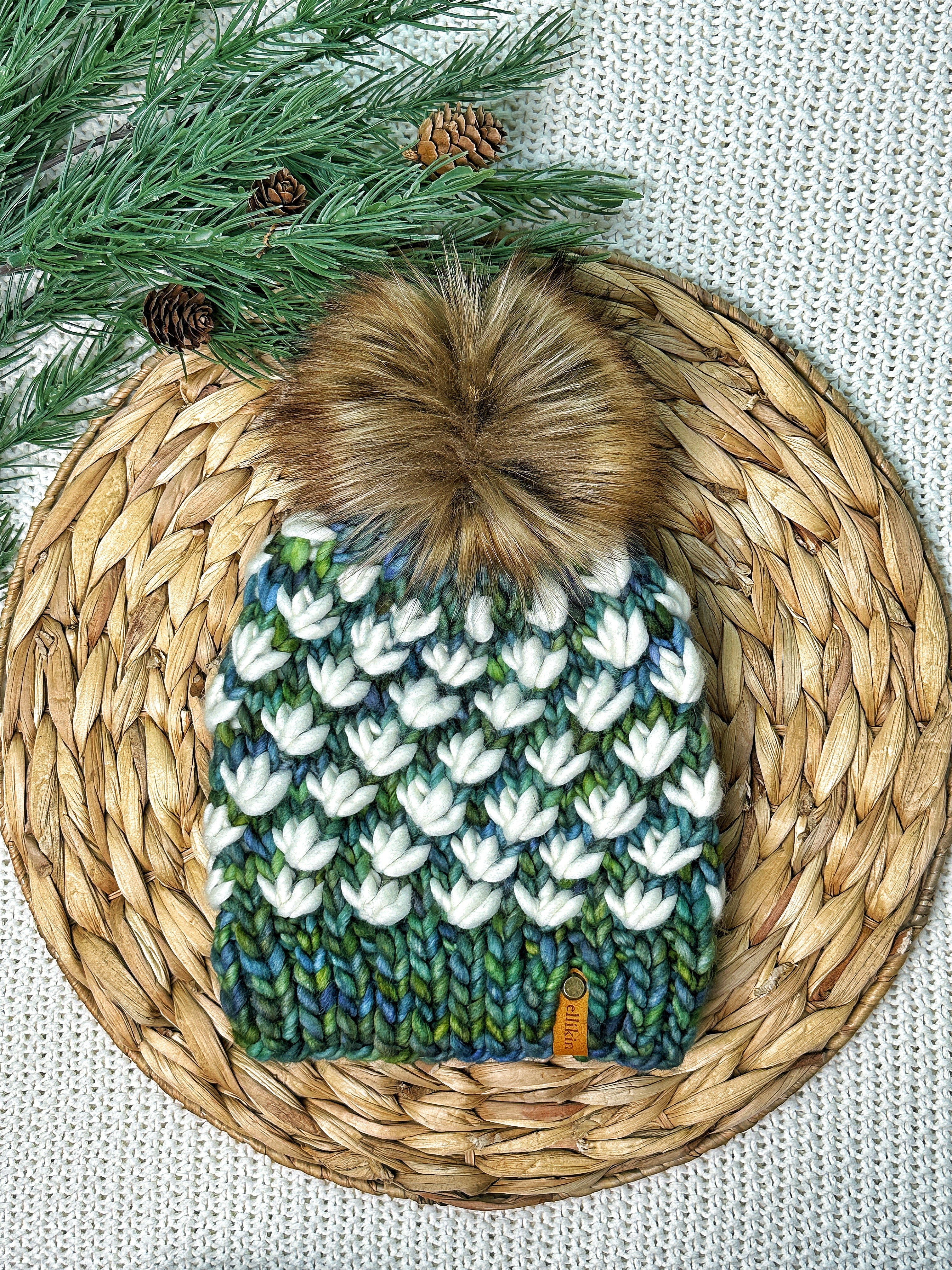 LOTUS BEANIE IN INDECITA