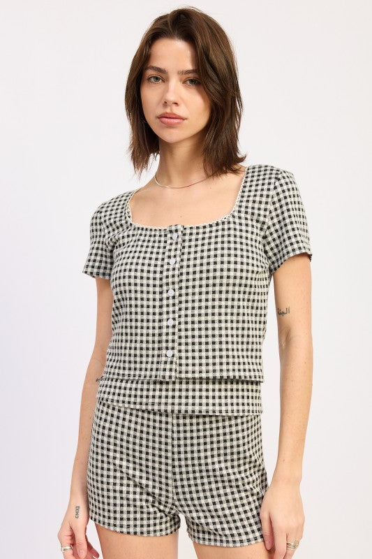 BUTTON UP GINGHAM TOP