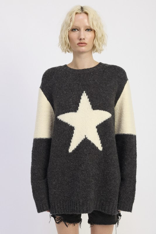 OVERSIZED SWEATER WITH STAR PRINT