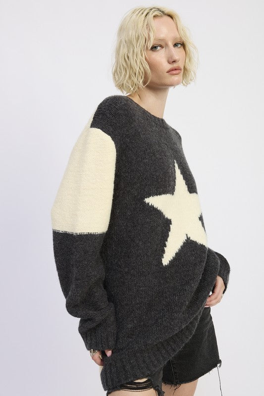 OVERSIZED SWEATER WITH STAR PRINT