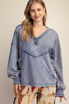 WASHED V-NECK SWEATSHIRT