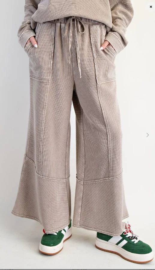 TEXTURED THERMAL PANTS