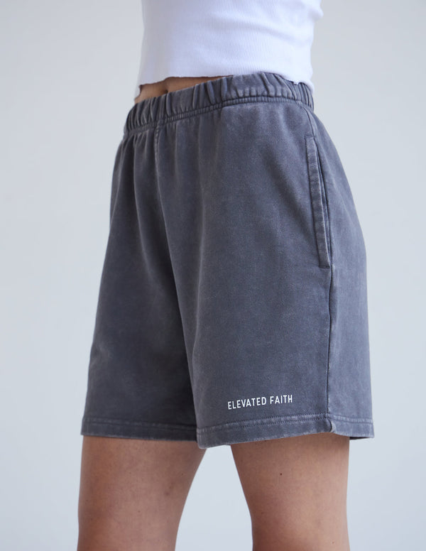 BASICS SMOKE GREY WOMEN'S SHORT