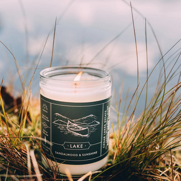 LAKE - WOOD TOP SOY CANDLE
