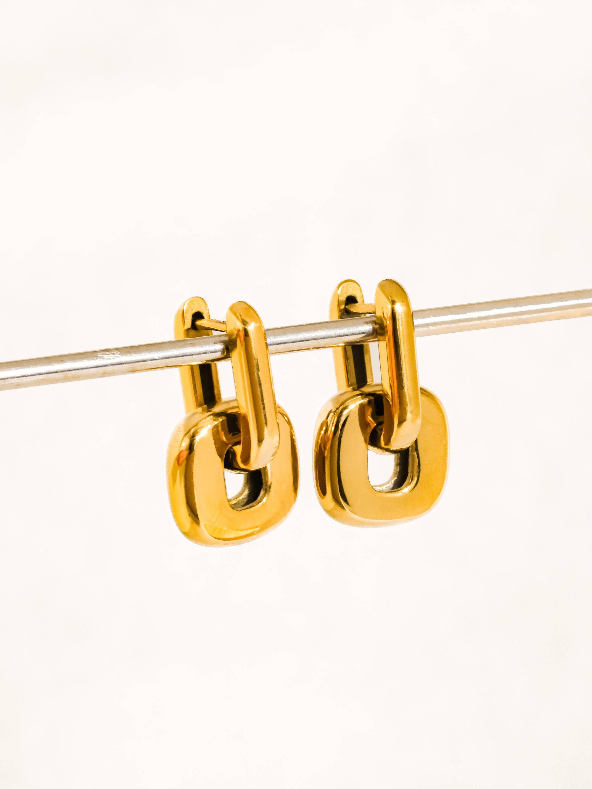ARLISS 18K GOLD NON-TARNISH LINK DROP EARRING