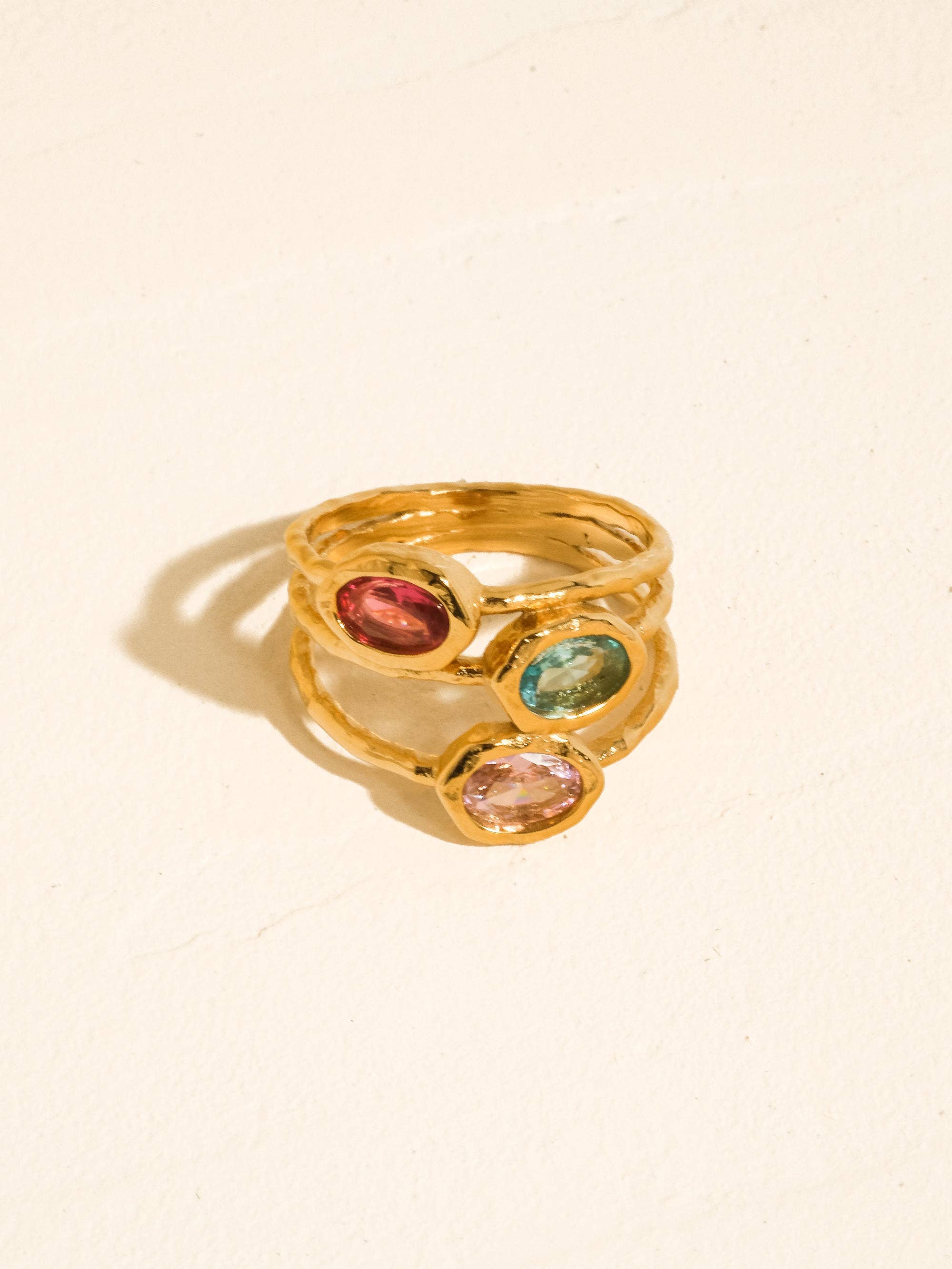 BEAUFAY 18K GOLD NON-TARNISH VINTAGE GEMSTONE RING