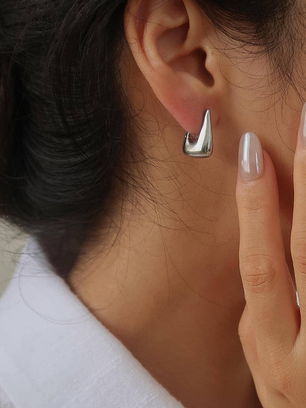 CADANCE 18K GOLD NON-TARNISH GEOMETRIC HOOP EARRINGS