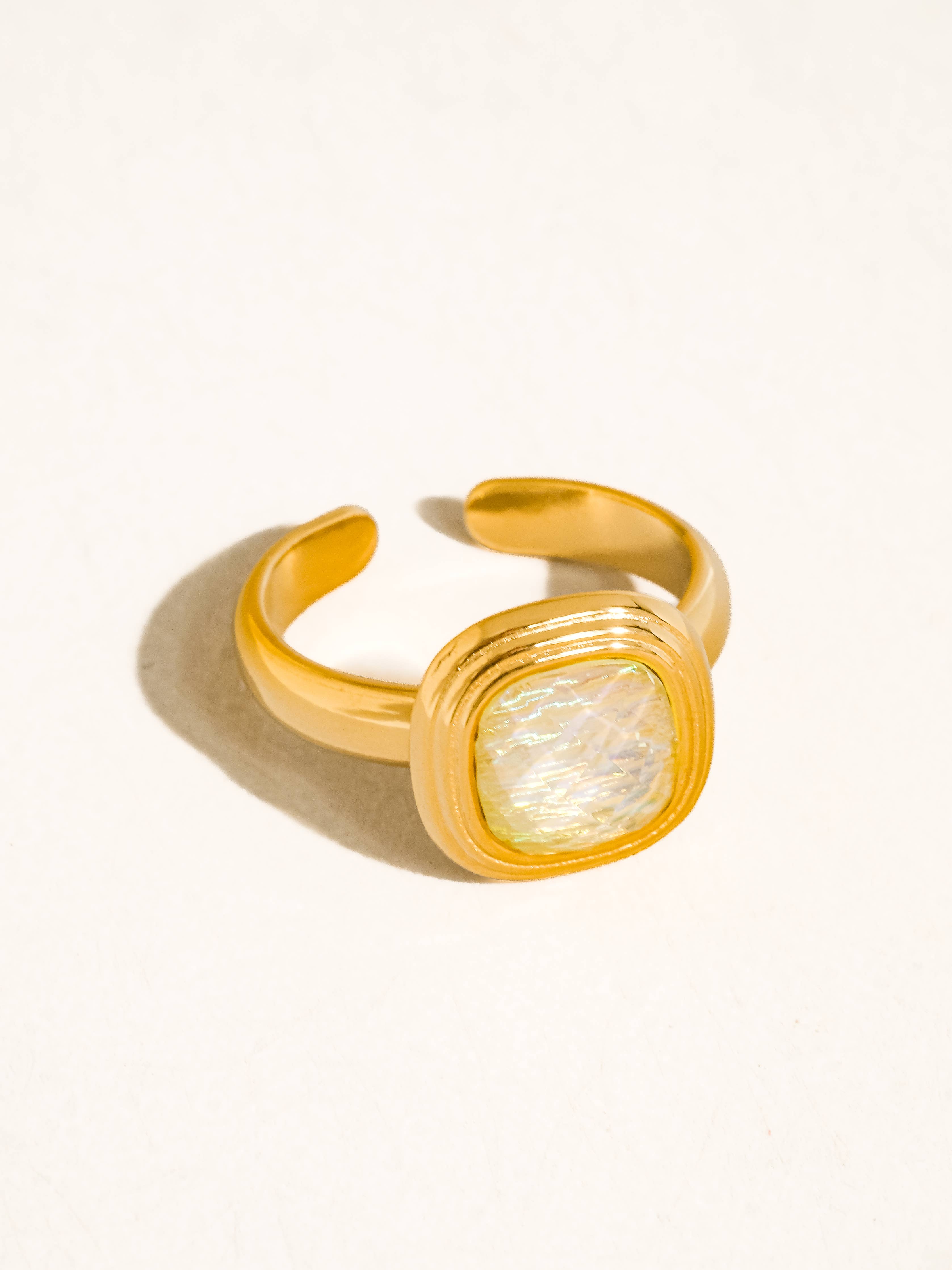 ELIZA 18K GOLD NON-TARNISH VINTAGE SQUARE RING