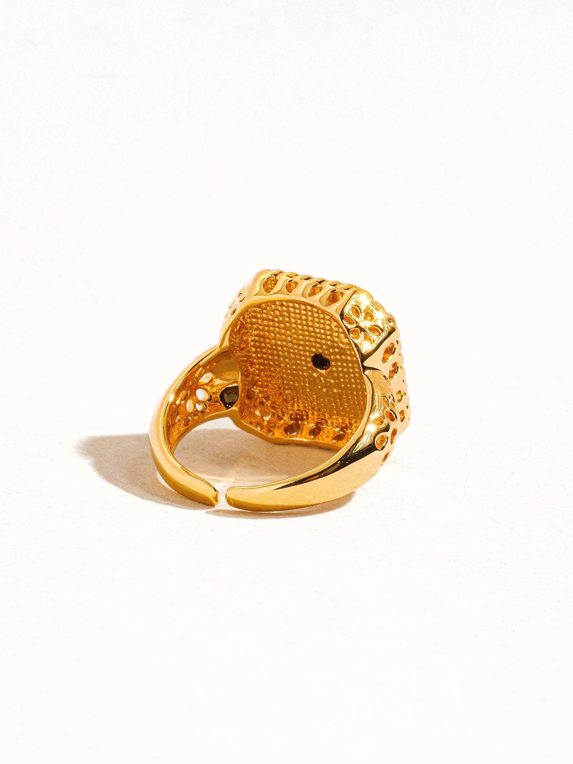 ROUGE 18K GOLD RED ENAMEL VINTAGE ADJUSTABLE RING