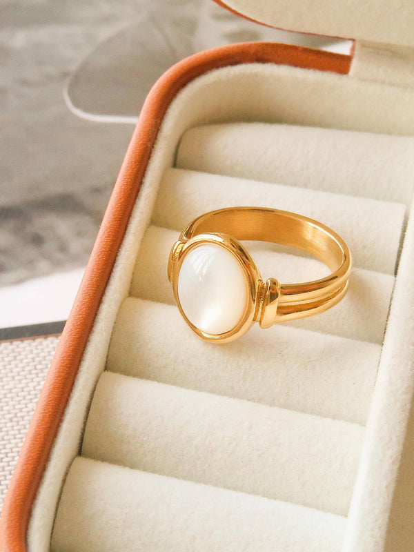 JADE NON-TARNISH CLASSIC SHELL RING SIZE 7