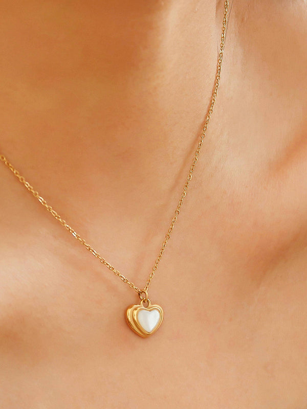 JENNIE-WHITE NON-TARNISH SHELL STONE HEART NECKLACE