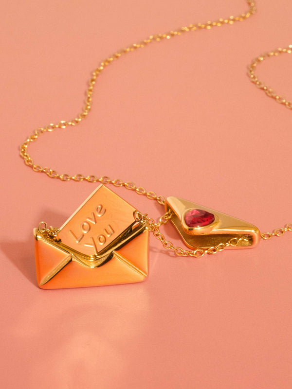LETTER 18K GOLD NON-TARNISH LOVE LETTER HEART NECKLACE