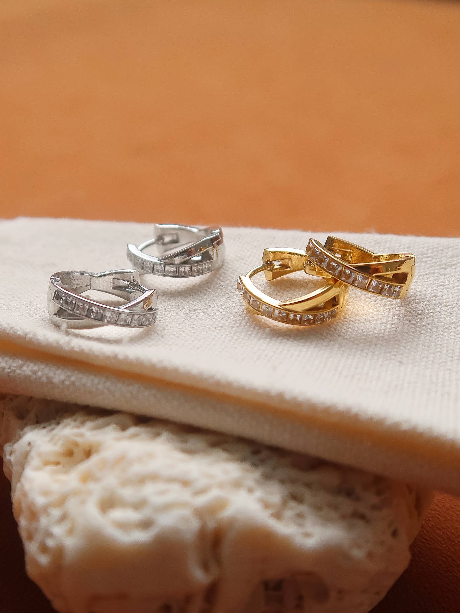 MASISSAC 18K GOLD NON-TARNISH CZ CROSSOVER HUGGIE EARRINGS