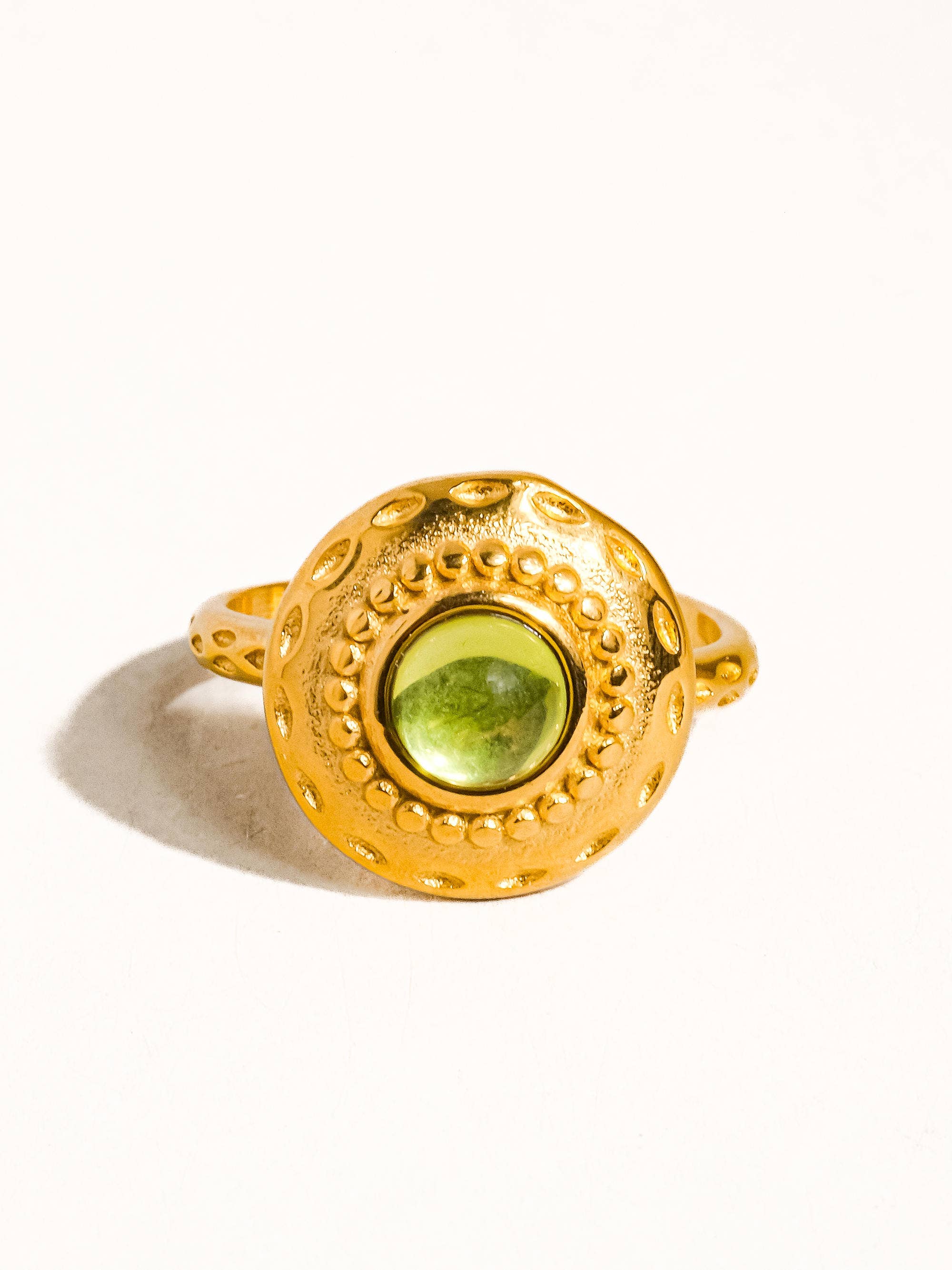 MAILN 18K GOLD NON-TARNISH ROUND GREEN STONE RING